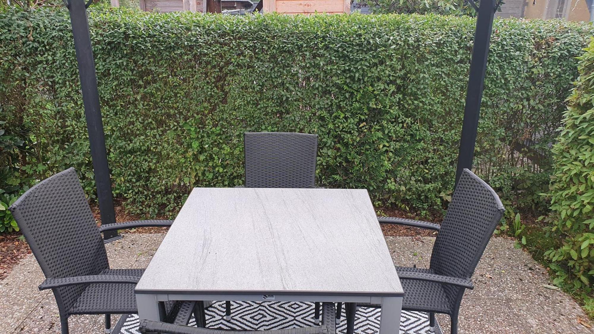 Ferienwohnung Im Gutshof Direkt Gegenueber Dem Schloss, Rhododendronpark Mit Terrasse Und Wlan Kromlau Экстерьер фото